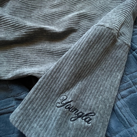 Youngla Corduroy Supersized Tee - Picture 3 of 3